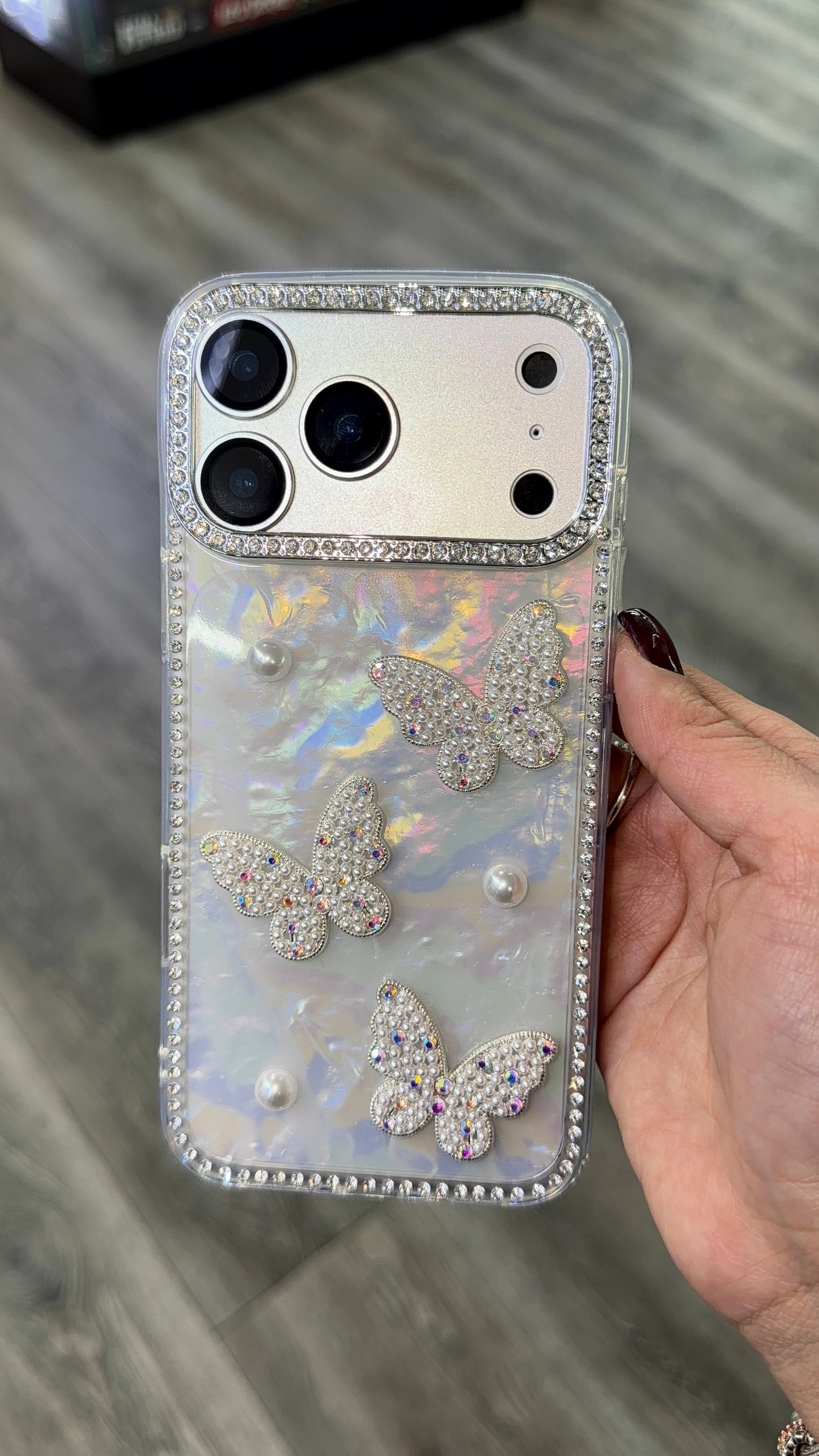 Iridescent case with butterflies for 17 series